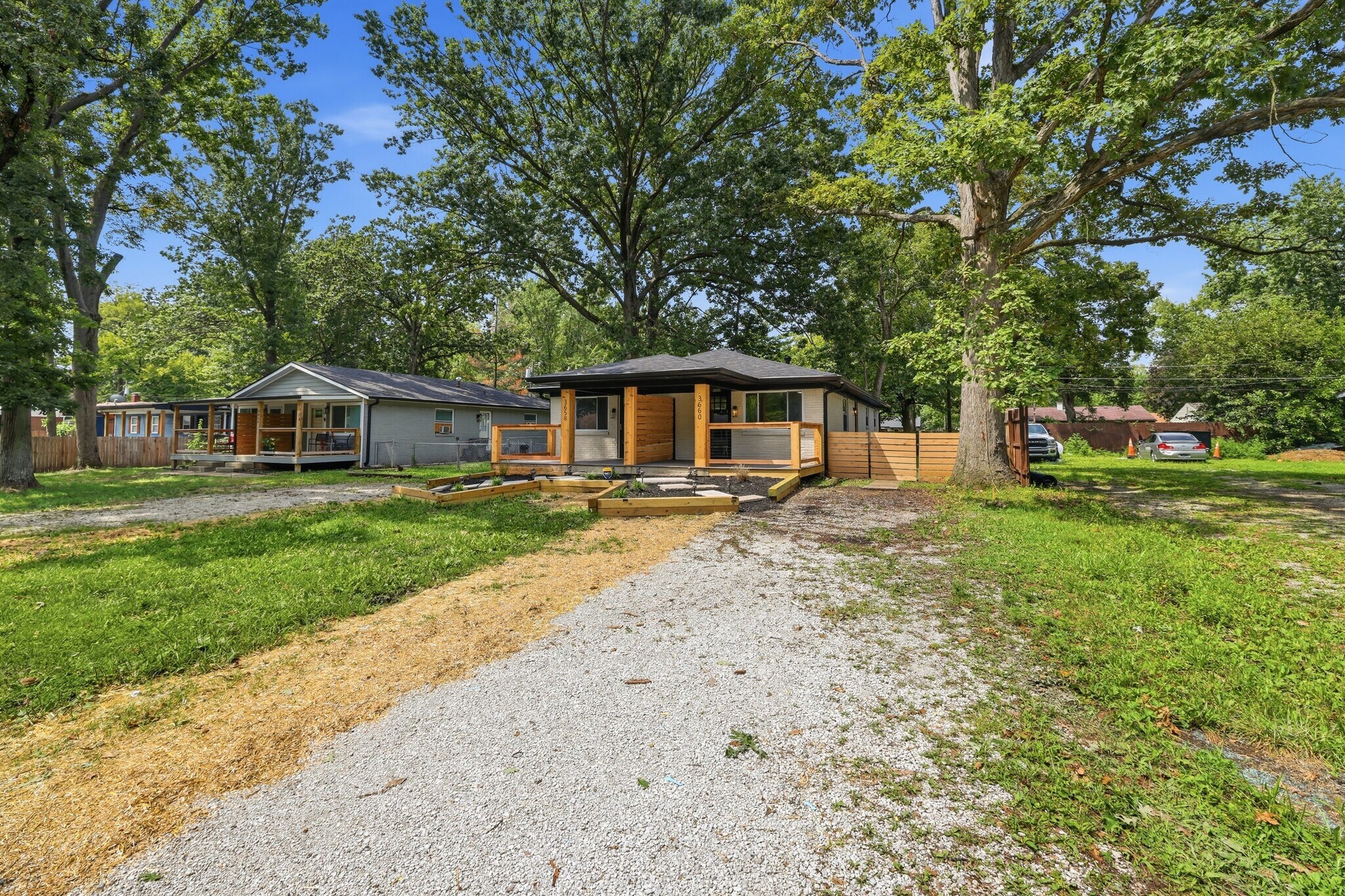 Building Photo - 3660 N Sadlier Dr