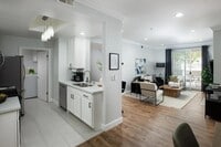 Building Photo - 607 Arcadia Terrace