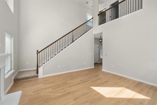 Building Photo - 7211 Ray Charles Dr