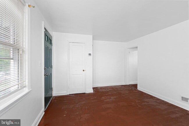 Building Photo - 4117 Raymonn Ave