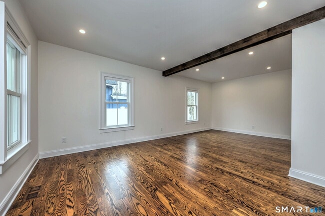 Building Photo - 75 Lafayette St