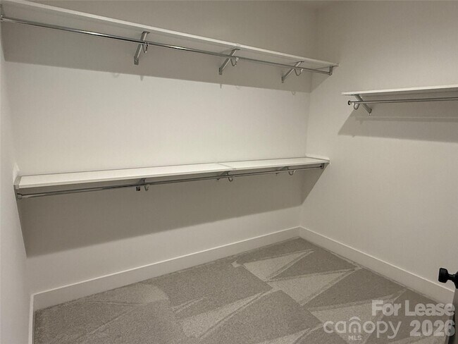 Building Photo - 612 Ambassador St