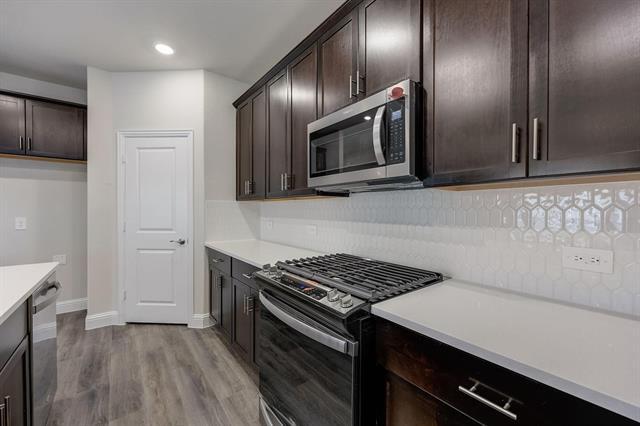 Building Photo - 1110 Mahogany Dr