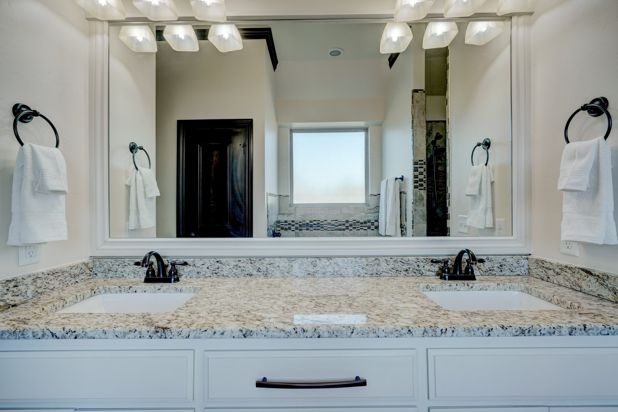 Building Photo - 917 NW 185th St