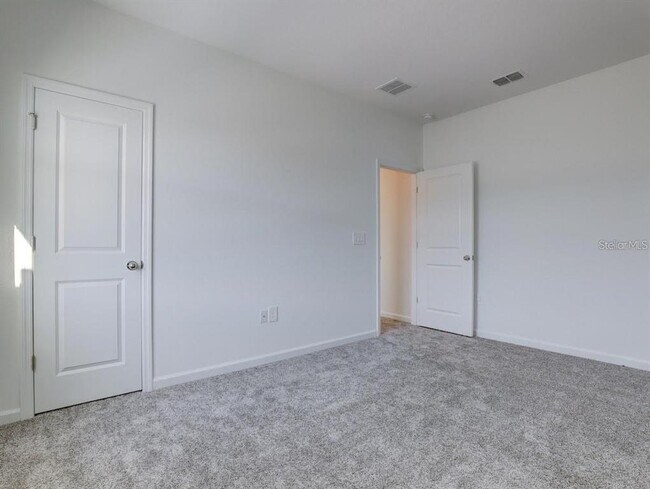 Building Photo - 291 Nine Iron Dr