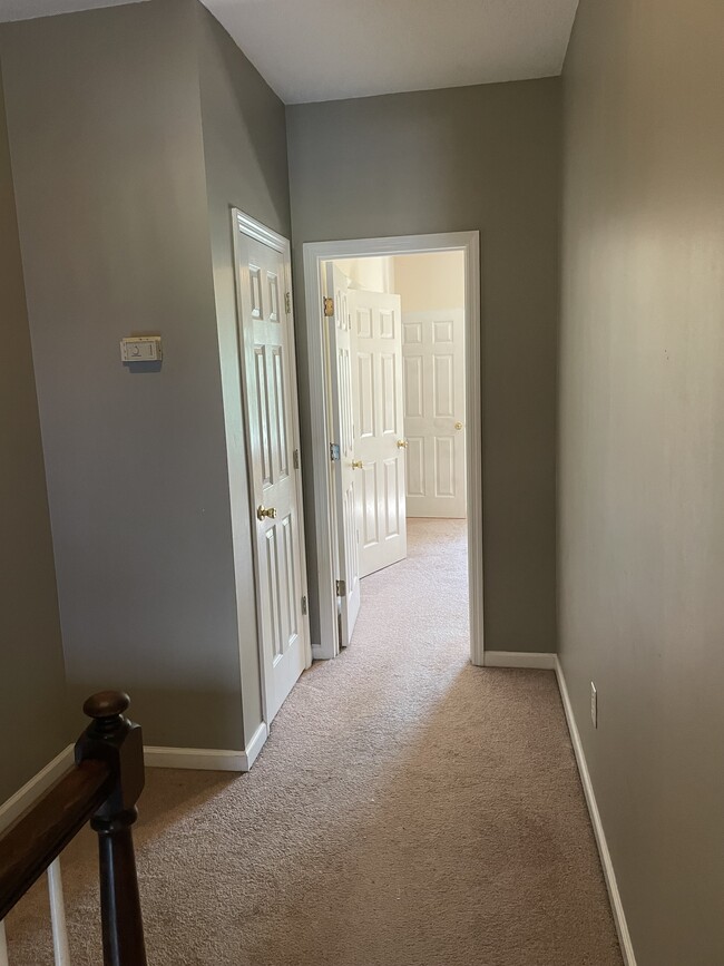 Carpeted landing and bedrooms - 385 Old Epps Bridge Rd