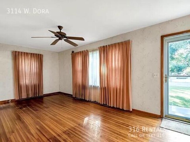 Building Photo - $875 - 2 bedroom/ 1 bathroom - Spacious ho...