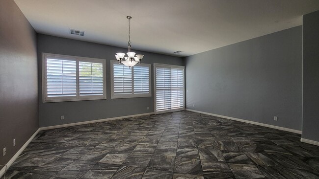 Building Photo - 5 bedroom, 4 bathroom home with a Casita