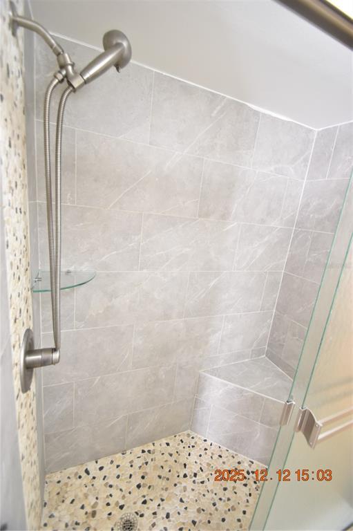 Building Photo - 1225 McMullen Booth Rd