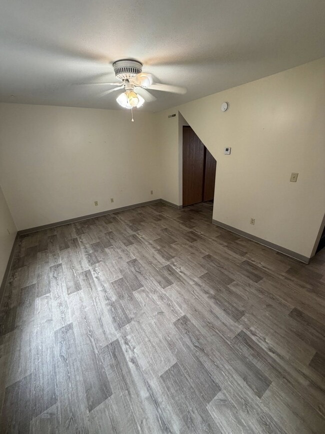 Building Photo - 119 Lucas Dr