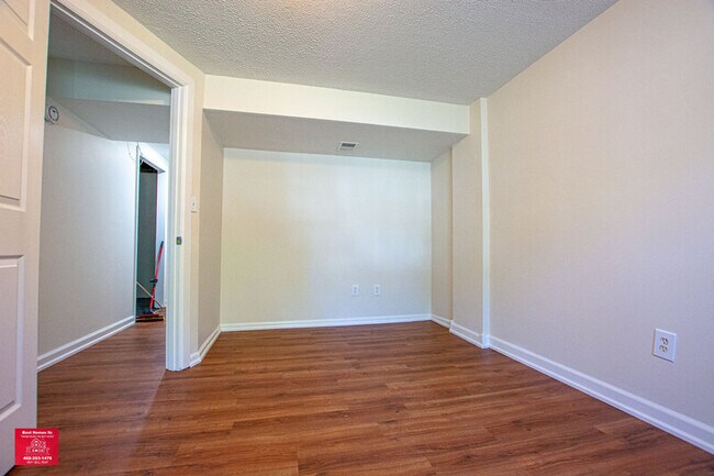 Building Photo - 6423 Vane St