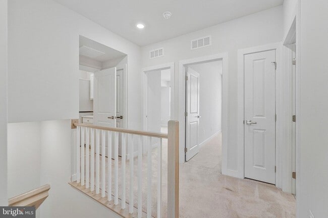 Building Photo - 13270 Woodland Park Rd