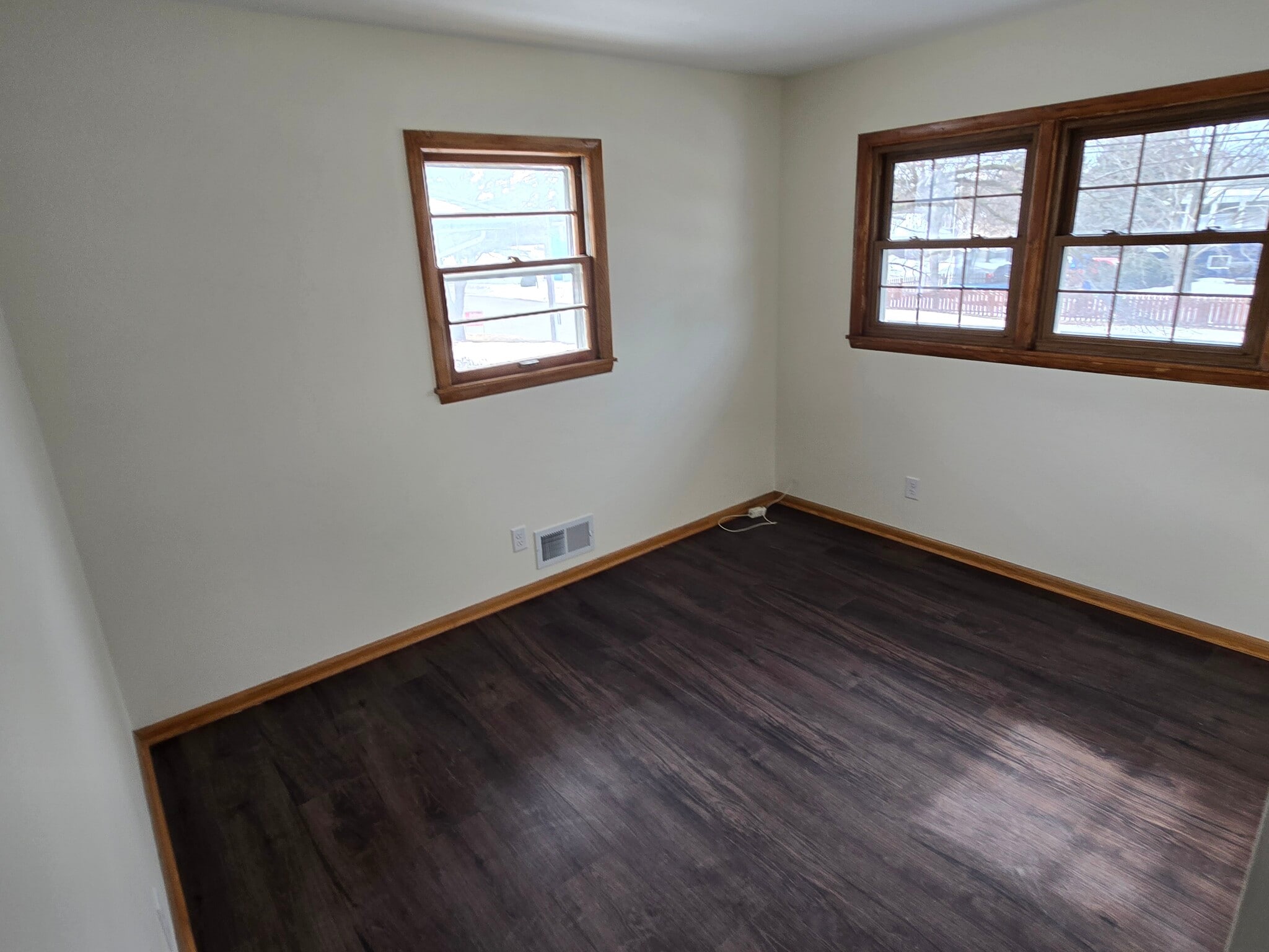 Building Photo - 1466 Charlton St