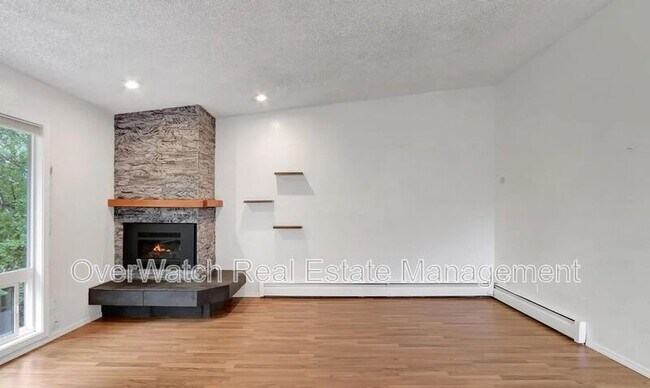 Building Photo - 4202 Pinnacle Cir