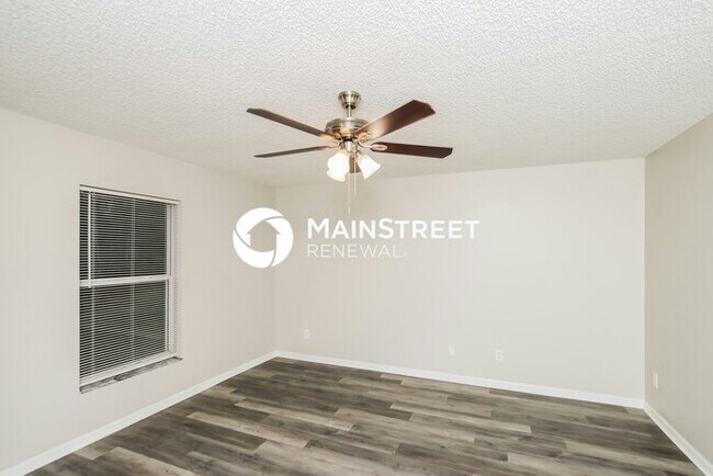 Building Photo - 3 Bedroom Pet-Friendly Home in VERO BEACH,...