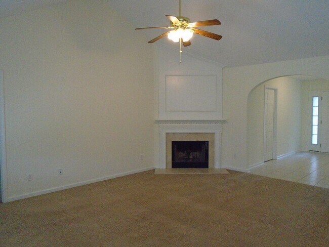 Building Photo - 153 Pickett Creek Ln