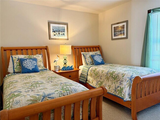 Building Photo - 5184 Beach Dr SE