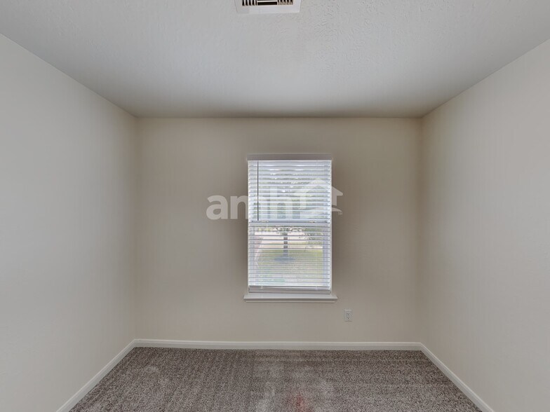 Building Photo - 18735 Westgate Park Dr