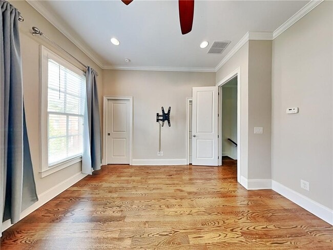 Building Photo - 1203 Virginia Park Dr