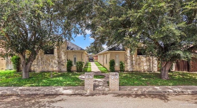 Building Photo - 2013 Agua Fina Ave