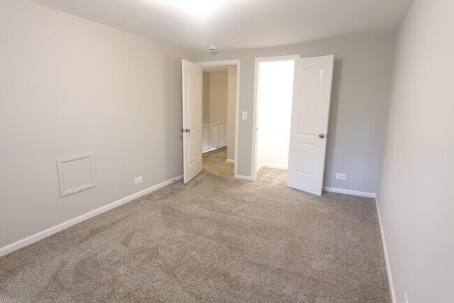 Building Photo - 2021 Berkshire Cir