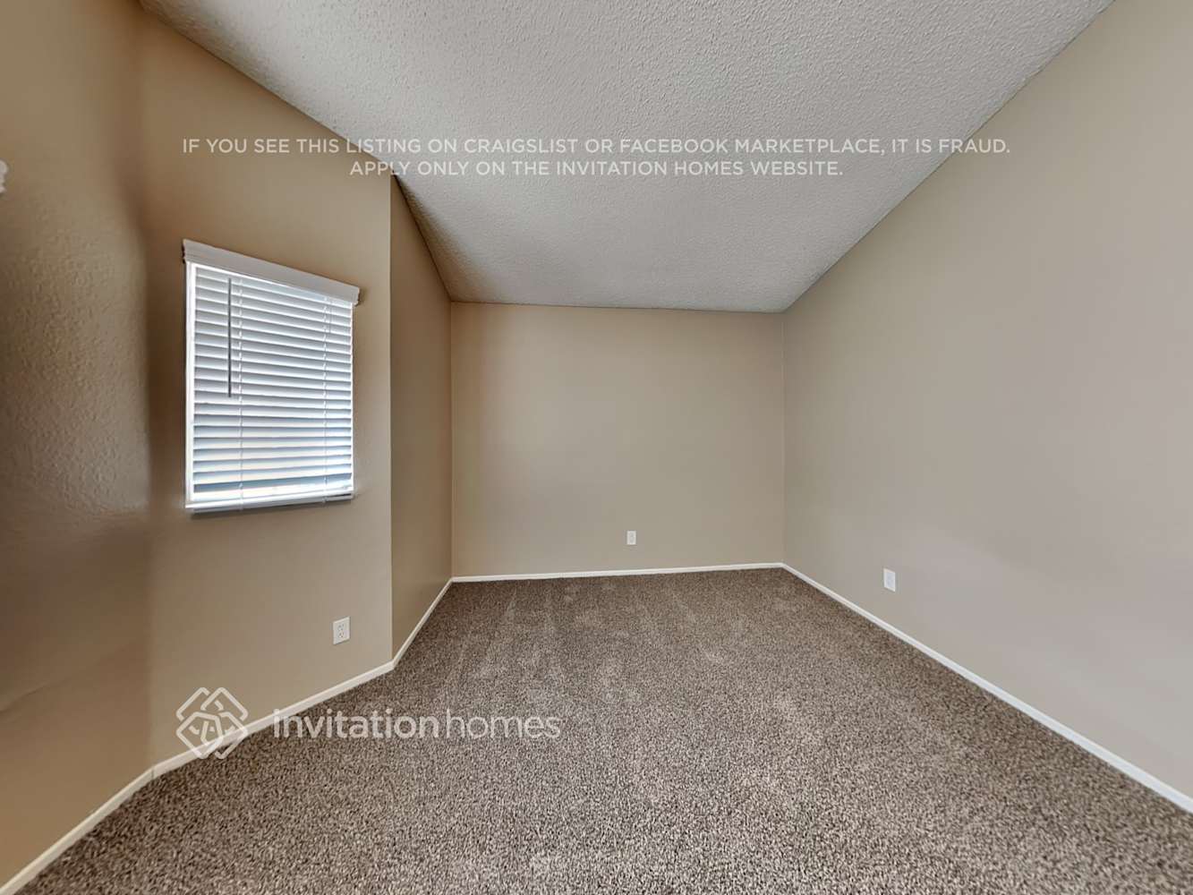 Building Photo - 27683 Camino Bella