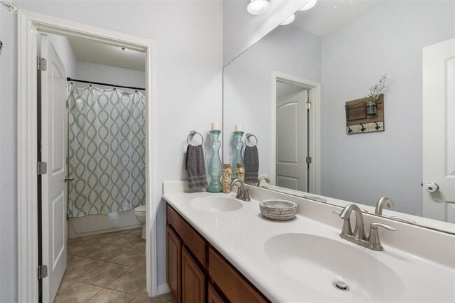 Building Photo - 1406 Grande Mesa Dr