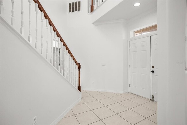 Building Photo - 9727 Mountain Lake Dr