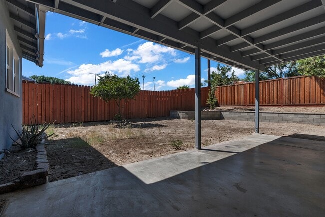 Building Photo - 4824 Benito St