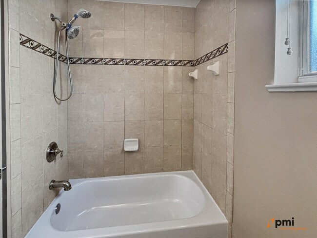 Building Photo - 2820 SE Melaleuca Blvd