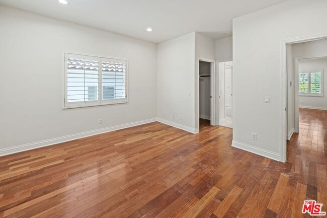 Building Photo - 1470 Paseo De Oro