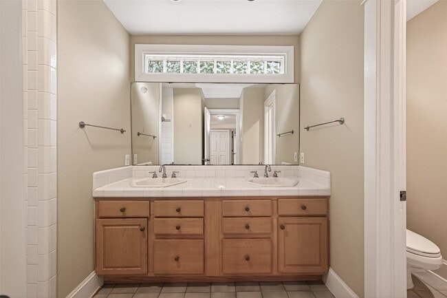 Building Photo - 1807 Crocker St