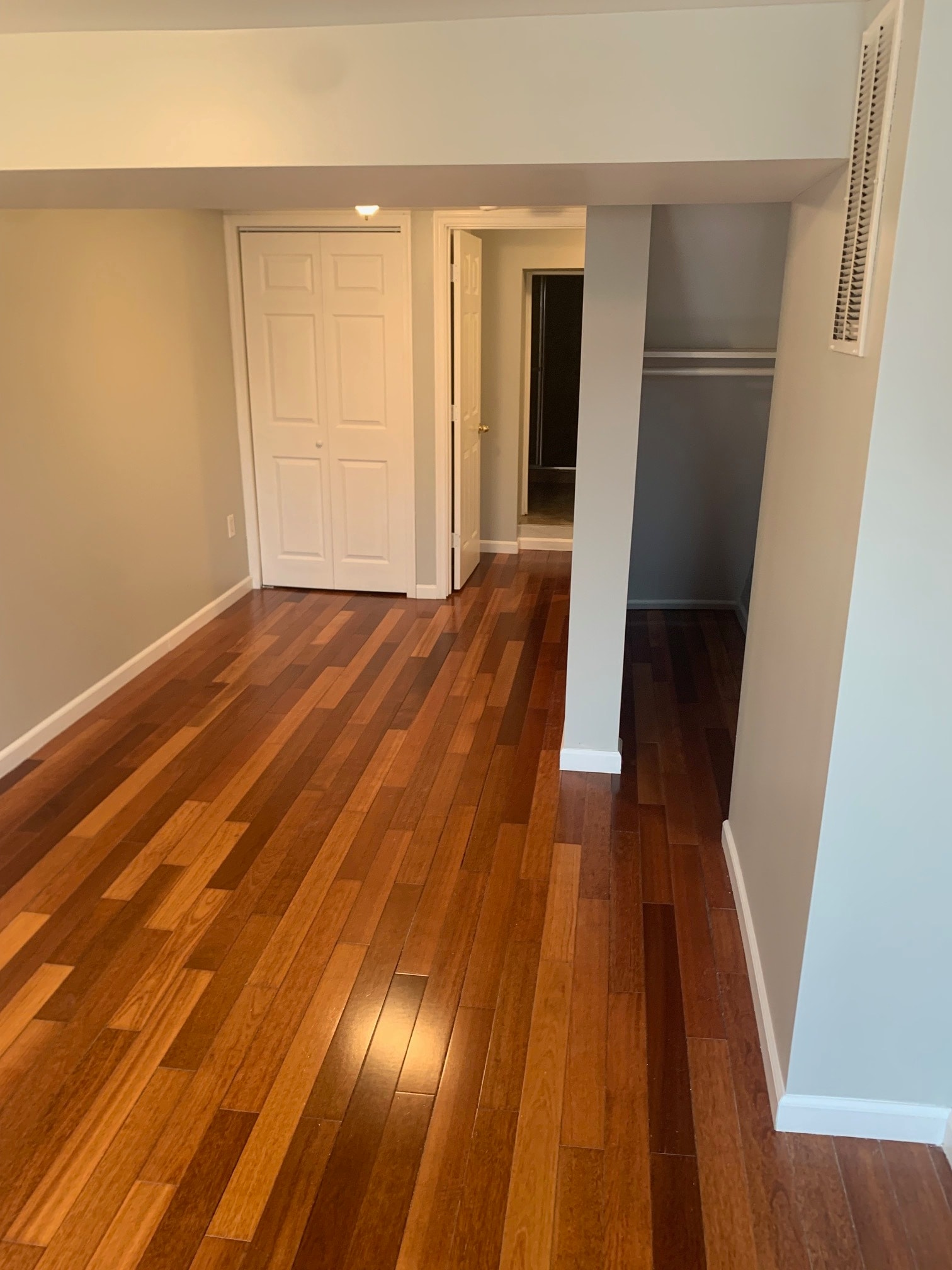 Building Photo - 117 S Wolfe St