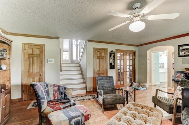 Building Photo - 1706 Country Squire Dr