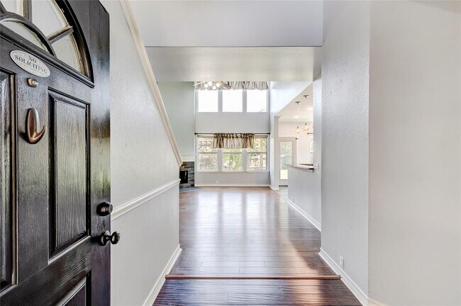Building Photo - 20913 Mandrake Dr