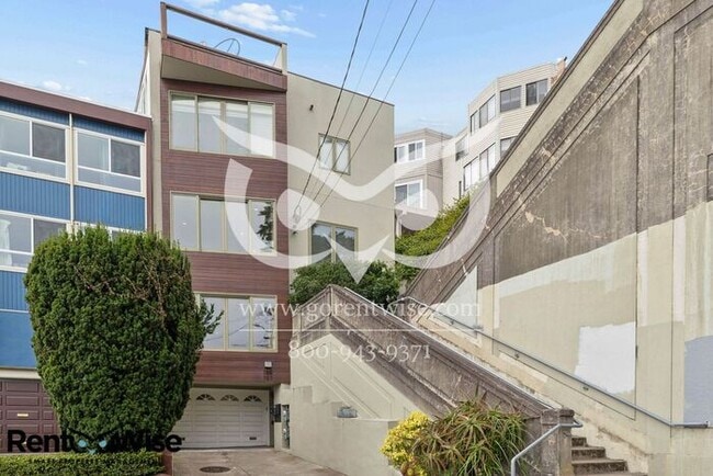 Building Photo - 727 Moraga St