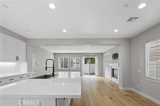 Building Photo - 11021 Van Uffelen Dr