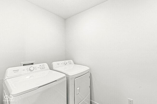 Building Photo - 7567 Marin Pkwy