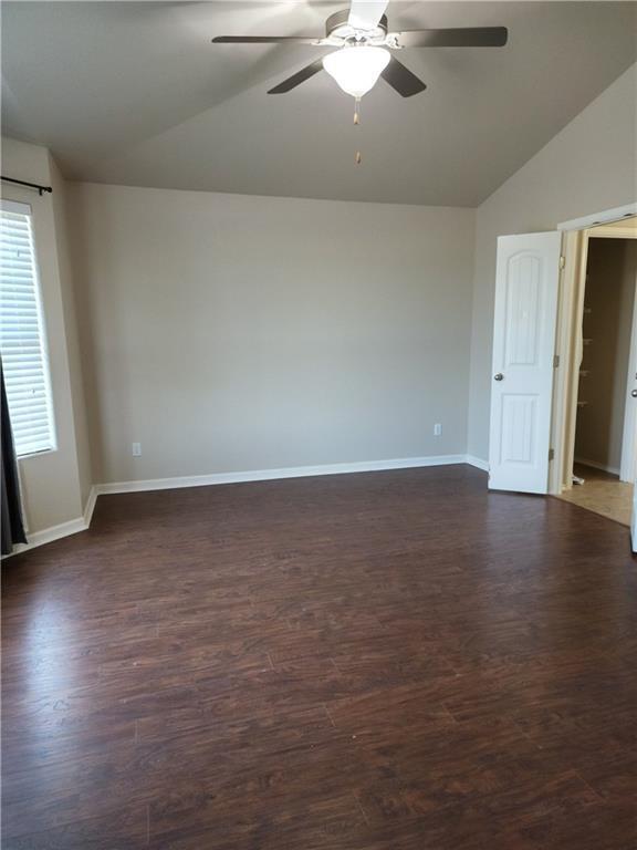 Building Photo - 16912 Bridgefarmer Blvd