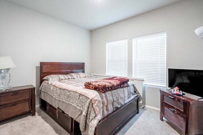Building Photo - 7608 Orange Blossom Rd