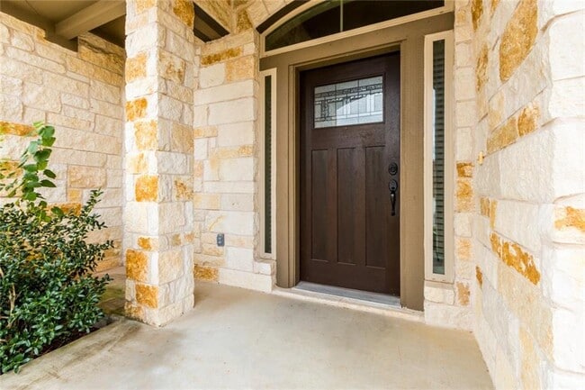 Building Photo - 1917 Tawakoni Dr