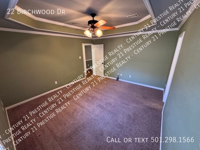 Building Photo - 22 Birchwood Dr