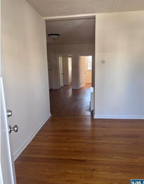 Building Photo - 467 Washington Ave