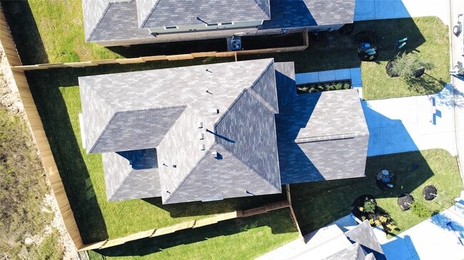 Building Photo - 247 Forest W St