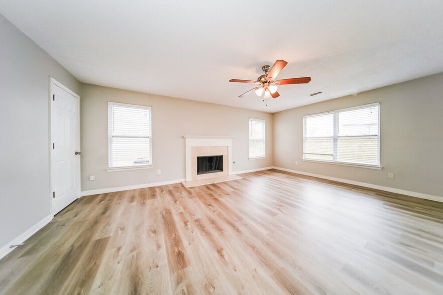 Building Photo - 5016 Serenity Point Ln