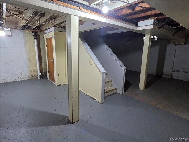 Building Photo - 16647 Rossini Dr