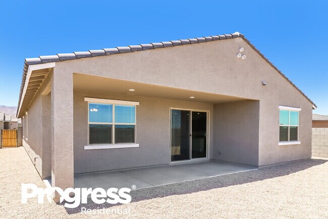 Building Photo - 5939 N 201st Ln