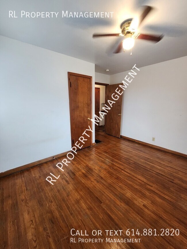 Building Photo - WAIVED APPLICATION FEES WITH SIGNED LEASE!...
