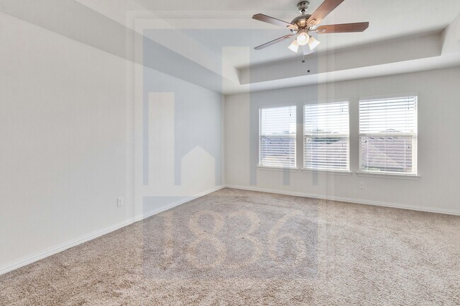Building Photo - 1405 Middlefield Ct