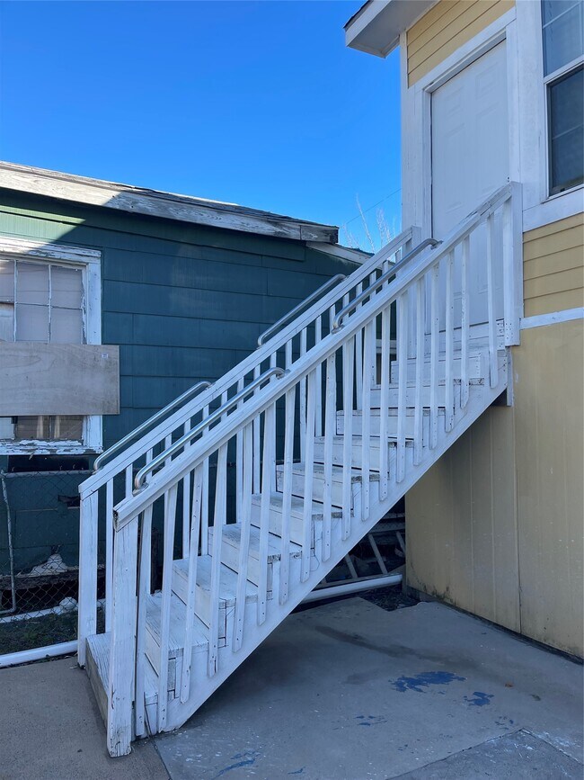 Building Photo - 1212 55th St